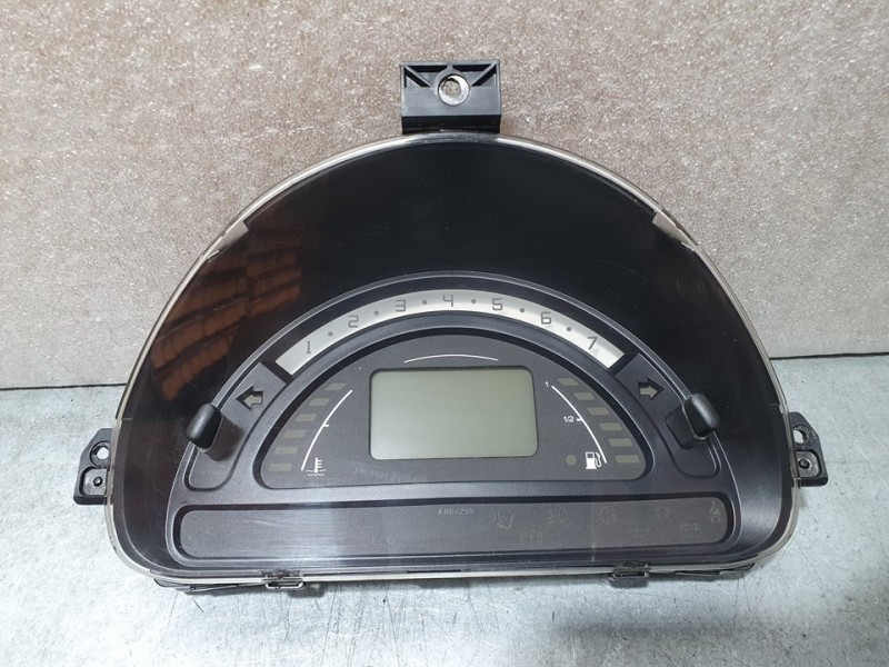 Recambio de cuadro instrumentos para citroën c3 1.4 hdi vivace referencia OEM IAM 9650735480 216740686 