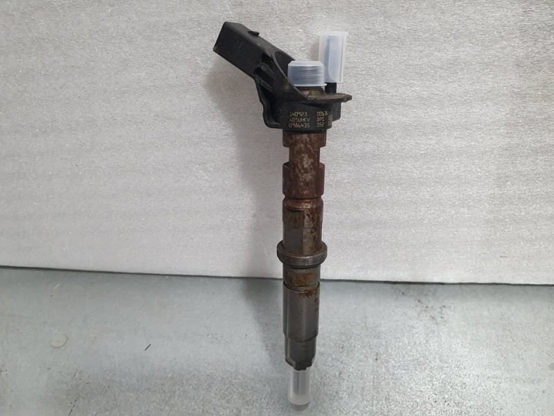 Recambio de inyector para volkswagen crafter caja cerrada caja cerrada 35 referencia OEM IAM 0986435352 BOSCH 