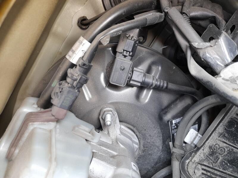 Recambio de servofreno para peugeot 308 ii (lb_, lp_, lw_, lh_, l3_) 1.2 thp 110 referencia OEM IAM 1647868780  