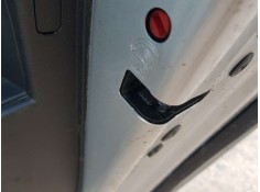 Recambio de cerradura puerta trasera derecha para opel corsa f edition referencia OEM IAM 9844412880  