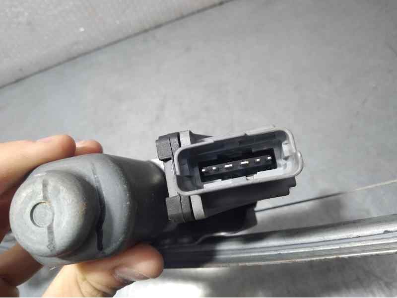 Recambio de elevalunas delantero izquierdo para citroën c3 1.4 hdi vivace referencia OEM IAM 963912  ELECTRICO 6 PINES