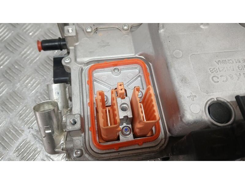 Recambio de convertidor para lynk & co 01 phev referencia OEM IAM 28526032 512188 28607344