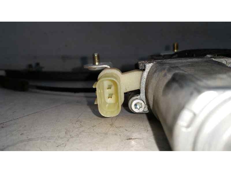 Recambio de elevalunas delantero derecho para ford fiesta berl./courier surf referencia OEM IAM  2 PINS ELECTRICO