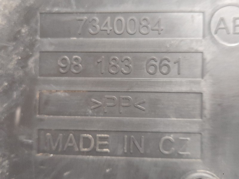 Recambio de deposito adblue para peugeot expert furgoneta (v_) 1.5 bluehdi 120 referencia OEM IAM 98183661 4099016 