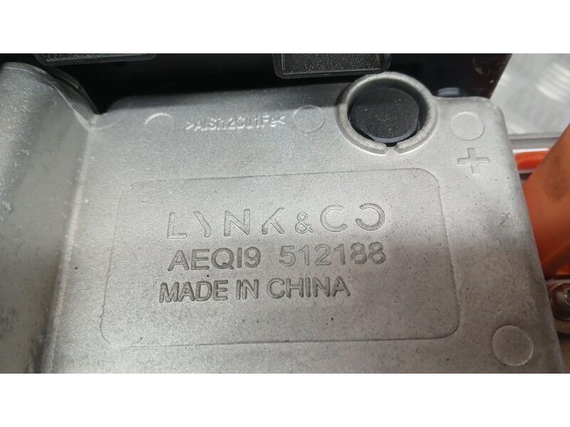 Recambio de convertidor para lynk & co 01 phev referencia OEM IAM 28526032 512188 28607344
