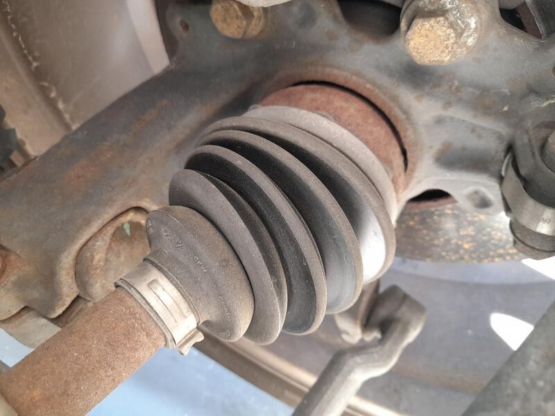 Recambio de transmision delantera izquierda para ford focus iii 1.6 ecoboost referencia OEM IAM 1686194  