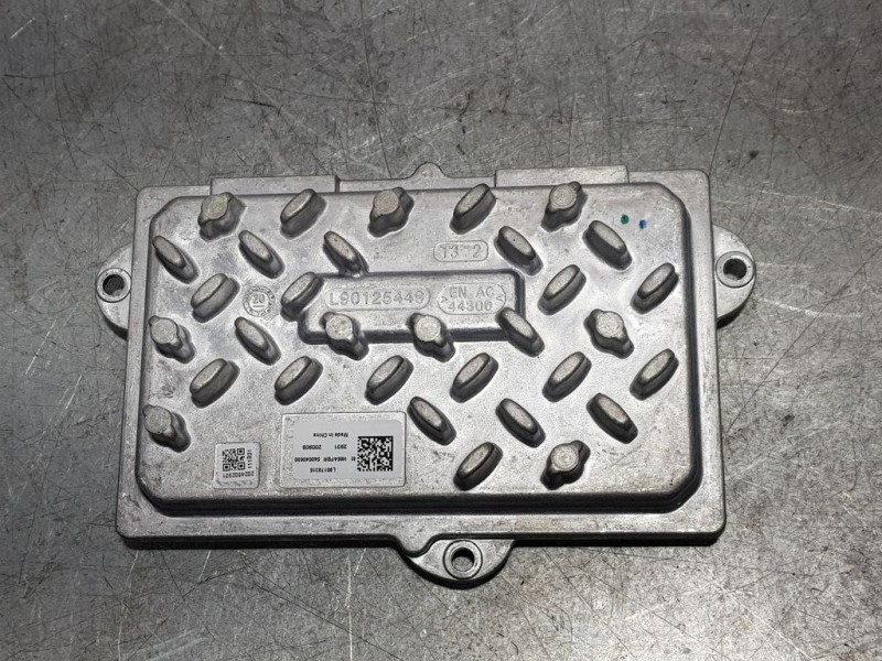 Recambio de centralita faros xenon para peugeot 2008 (p1) gt referencia OEM IAM L90179315 S40040600 