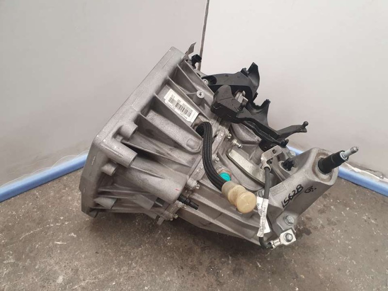 Recambio de caja cambios para renault megane iv berlina 5p zen referencia OEM IAM TL4087 S051586 6VELOCIDADES