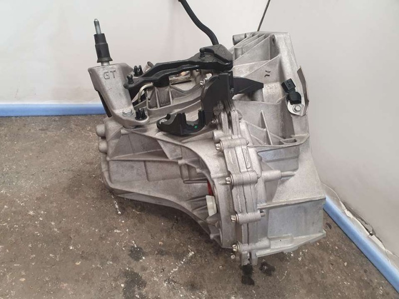 Recambio de caja cambios para renault megane iv berlina 5p zen referencia OEM IAM TL4087 S051586 6VELOCIDADES