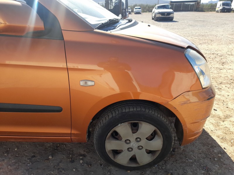 Recambio de aleta delantera derecha para kia picanto i (sa) 1.1 referencia OEM IAM 6632107300 ROZADA 