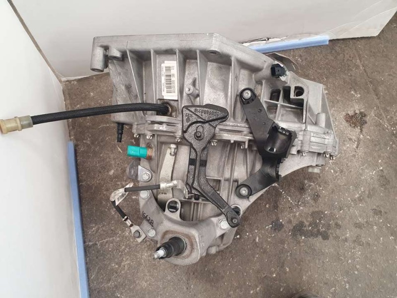 Recambio de caja cambios para renault megane iv berlina 5p zen referencia OEM IAM TL4087 S051586 6VELOCIDADES