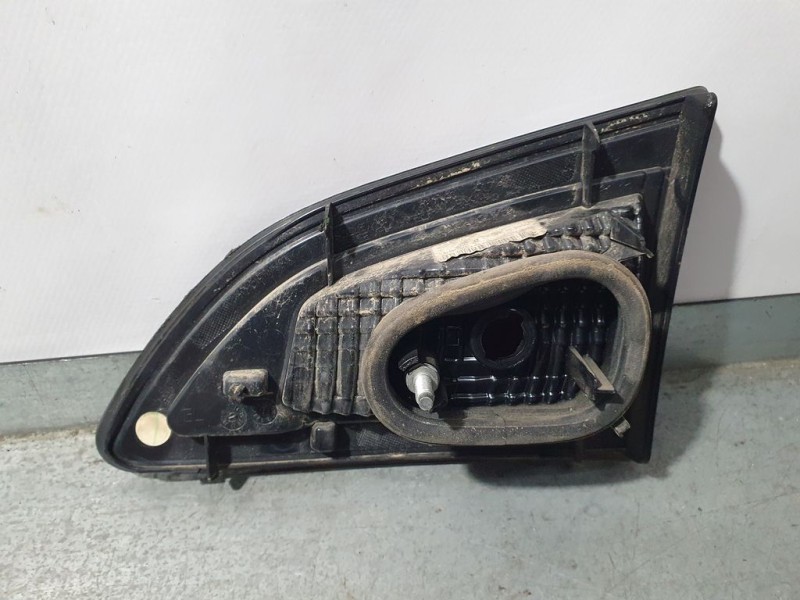 Recambio de piloto trasero izquierdo para renault scenic iii dynamique referencia OEM IAM   INTERIOR