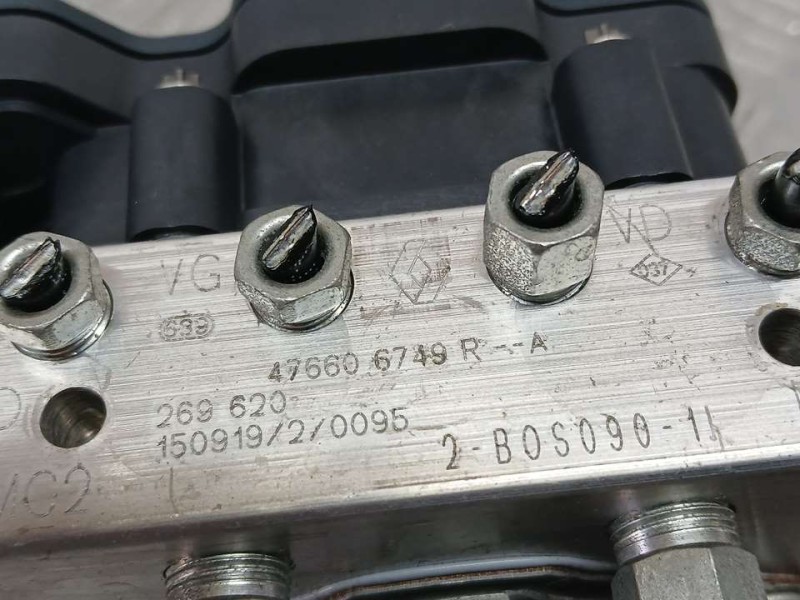Recambio de abs para renault kadjar business referencia OEM IAM 476606749R 269620 BOSCH
