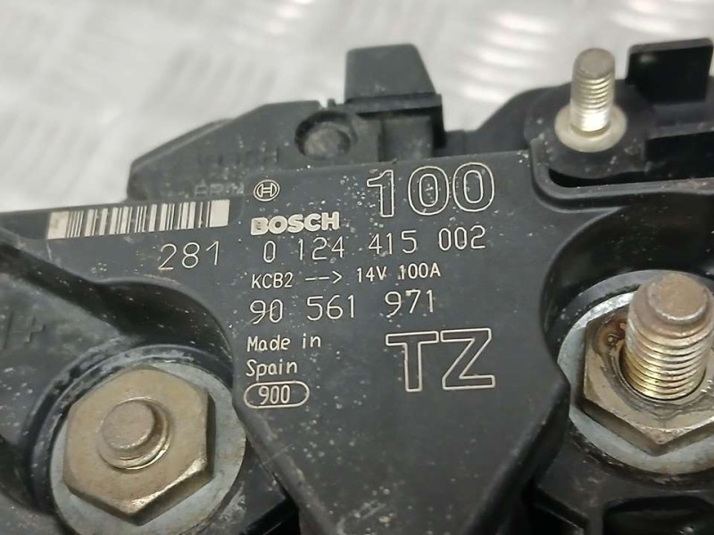 Recambio de alternador para opel astra g berlina comfort referencia OEM IAM 90561971 0124415002 BOSCH