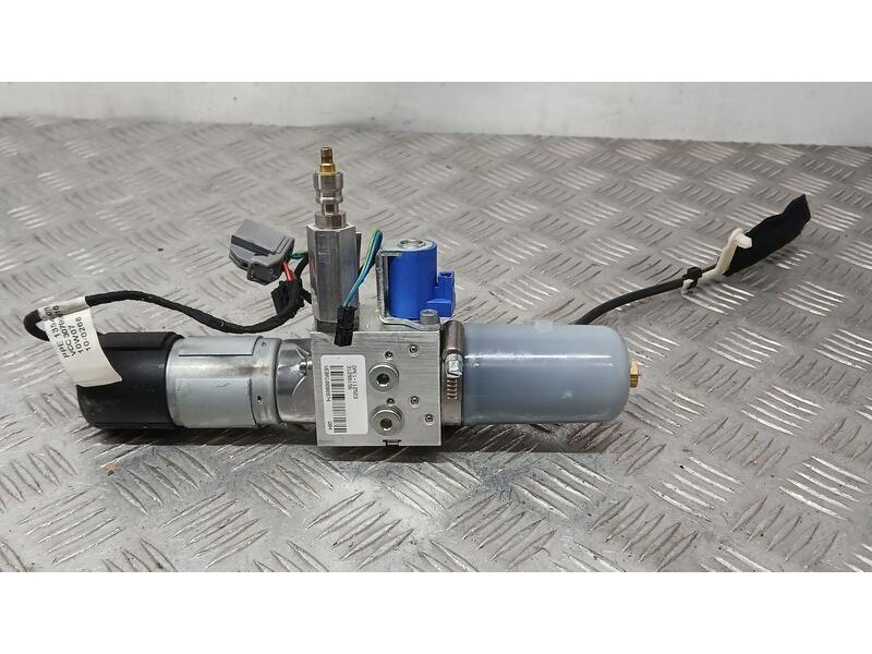 Recambio de motor porton trasero para volvo xc60 summum awd referencia OEM IAM 30799918 DPE1112526 1354610B