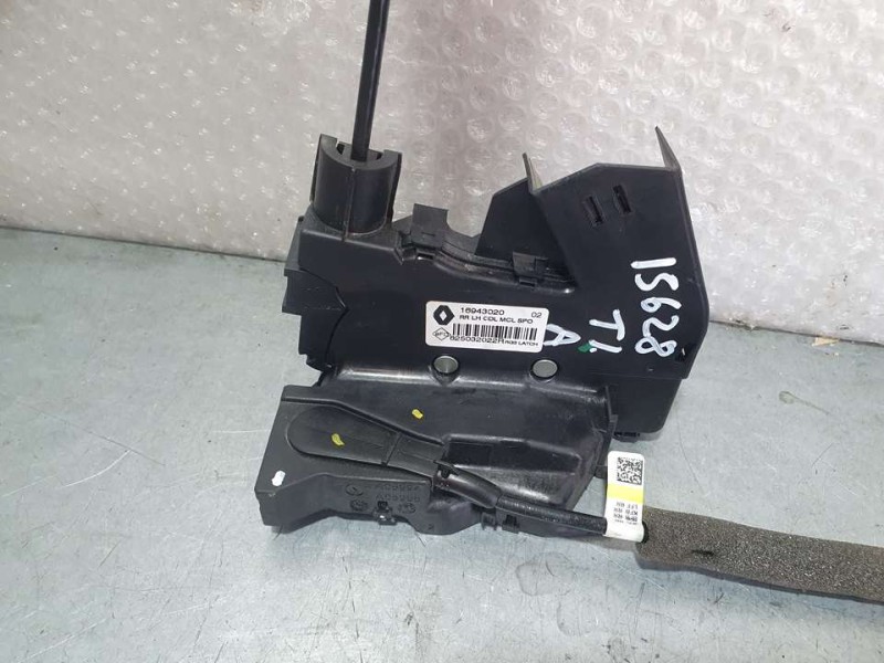 Recambio de cerradura puerta trasera izquierda para renault megane iv berlina 5p zen referencia OEM IAM 825032022R 16943020 4 PI