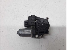 MOTOR ELEVALUNAS DELANTERO DERECHO 4B0959802E 8 PINES