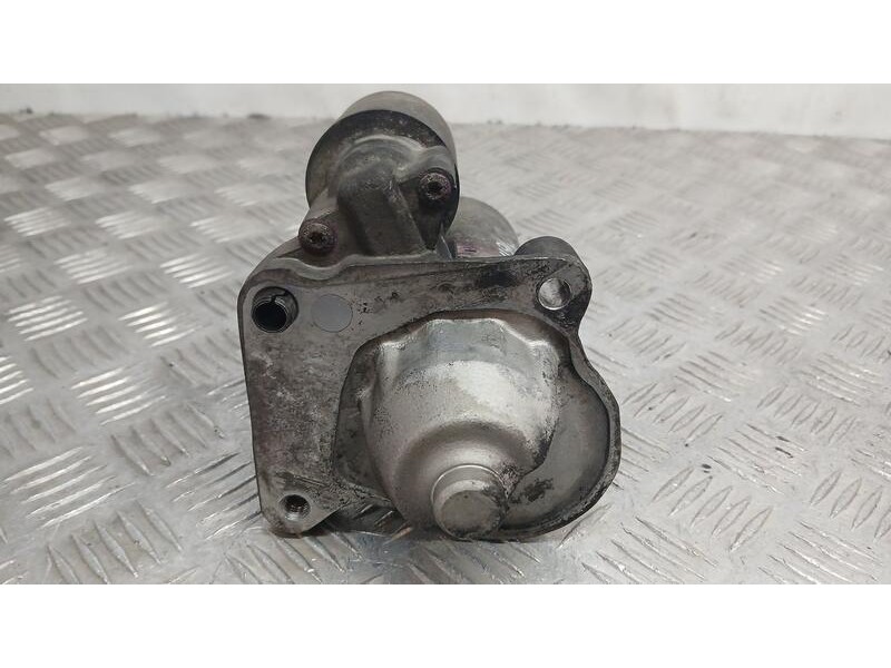 Recambio de motor arranque para ford focus berlina (cap) ambiente (d) referencia OEM IAM 2109635  