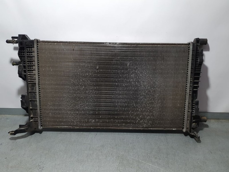 Recambio de radiador agua para renault scenic iii dynamique referencia OEM IAM 314105150R M153387D 