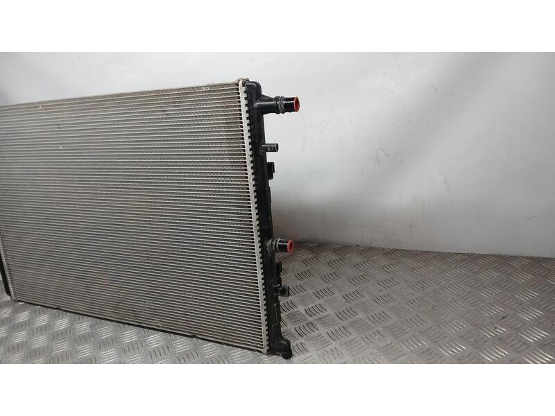 Recambio de radiador agua adicional para renault kangoo / grand kangoo ii (kw0/1_) 1.5 dci 80 (kw15) referencia OEM IAM 21410915