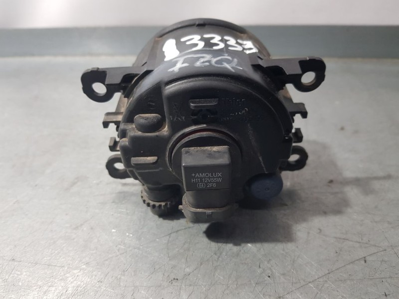 Recambio de faro antiniebla izquierdo para renault scenic iii dynamique referencia OEM IAM 8200074008 89202502 VALEO