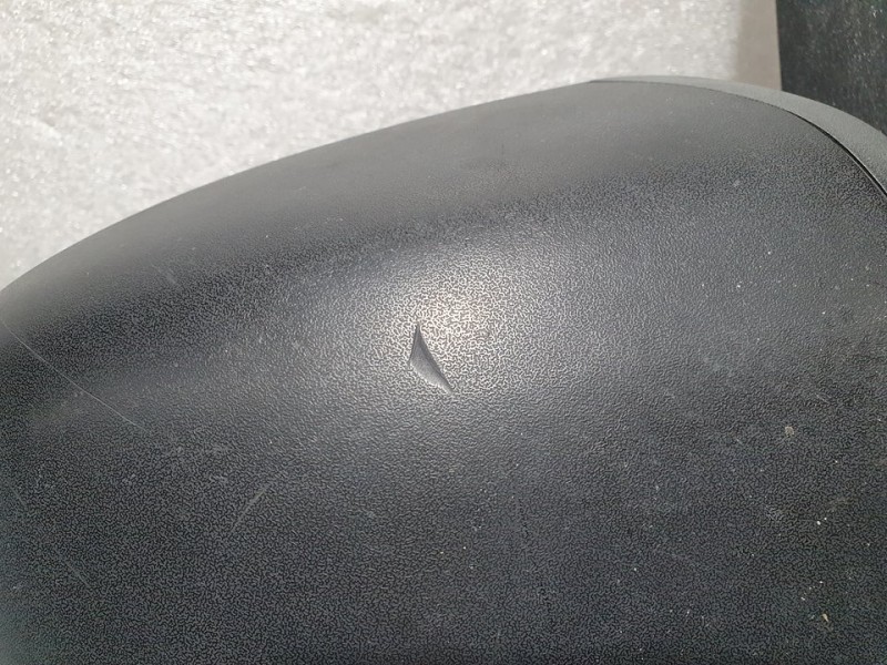 Recambio de retrovisor derecho para ford focus berlina (cap) ambiente (d) referencia OEM IAM 212876100  ELECTRICO