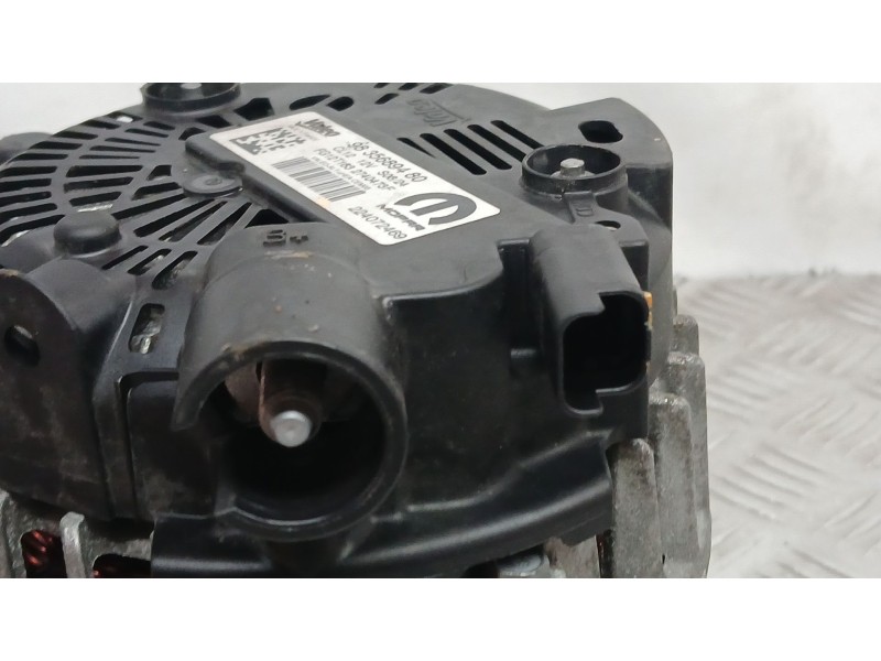 Recambio de alternador para citroën c3 iii (sx) 1.2 puretech 82 referencia OEM IAM 9835689480 VALEO 2740473F