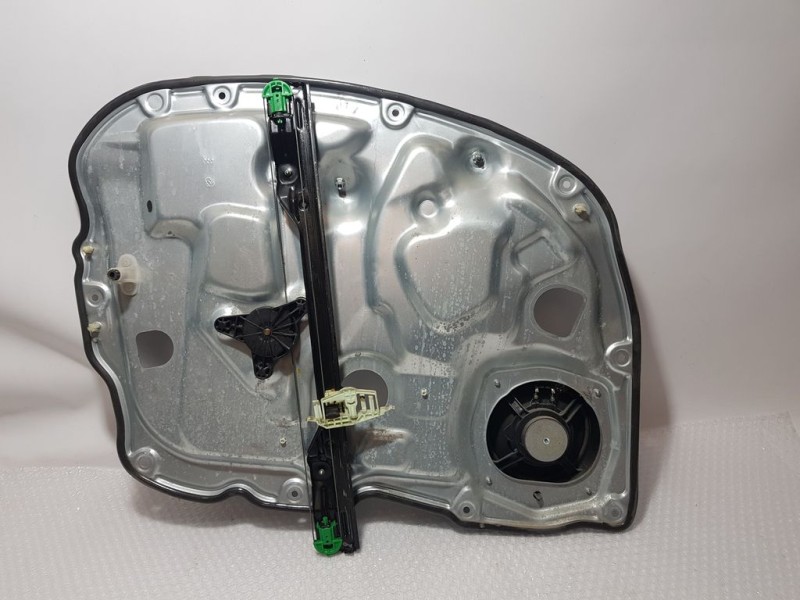 Recambio de elevalunas delantero derecho para lancia musa (184) oro referencia OEM IAM 00518084230  ELECTRICO