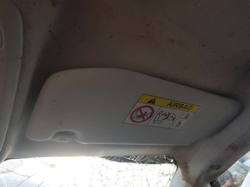 Recambio de parasol derecho para opel corsa f edition referencia OEM IAM 98100807PR  