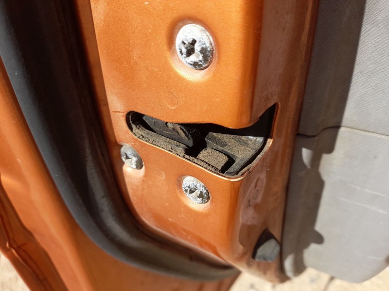 Recambio de cerradura puerta delantera izquierda para kia picanto i (sa) 1.1 referencia OEM IAM 8131007000HU  