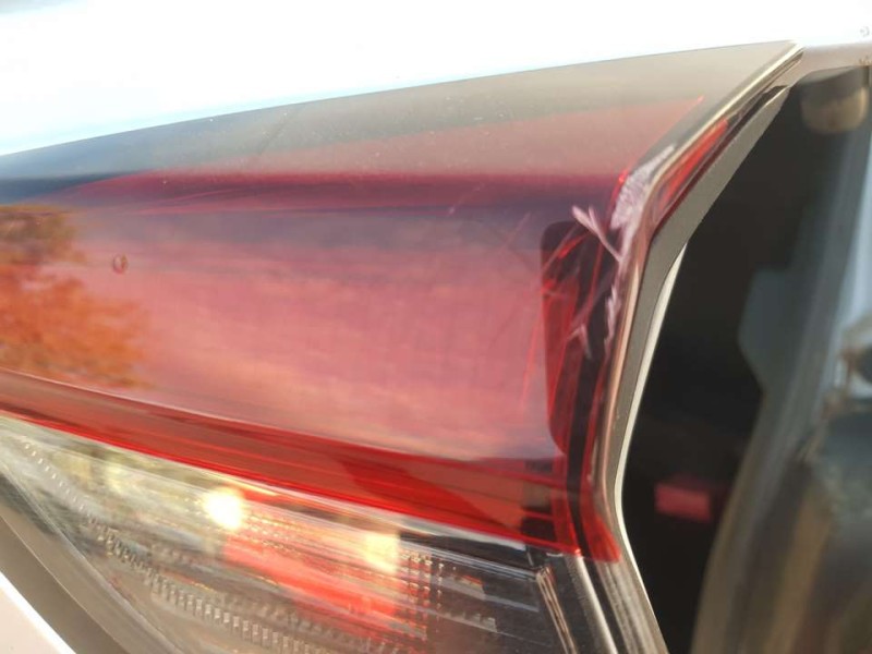 Recambio de piloto trasero derecho para opel corsa f edition referencia OEM IAM 9829317280  INTERIOR TOCADO