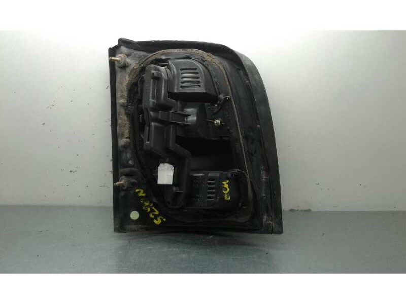 Recambio de piloto trasero derecho para nissan micra (k11) 1.0 16v cat referencia OEM IAM   