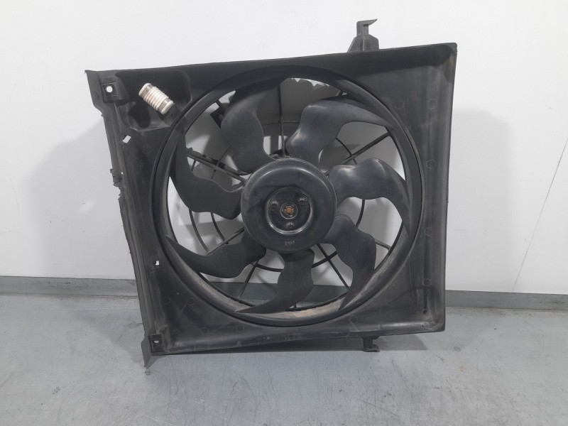 Recambio de electroventilador para kia cee´d hatchback (ed) 1.6 crdi 90 referencia OEM IAM 253801H680 GKKC3 