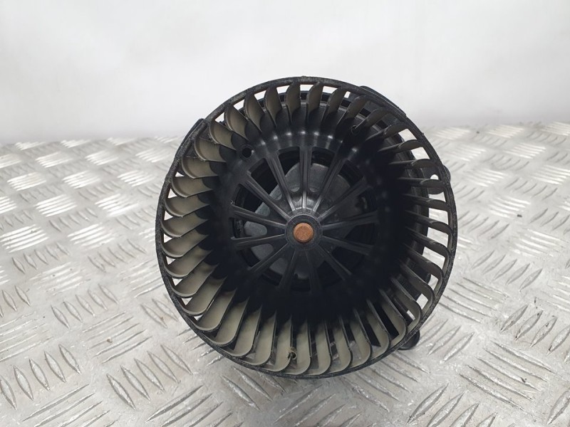 Recambio de ventilador calefaccion para peugeot 307 (s1) xs referencia OEM IAM B9506N  
