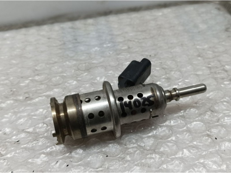 Recambio de inyector adblue para peugeot 208 active referencia OEM IAM 9813930180  