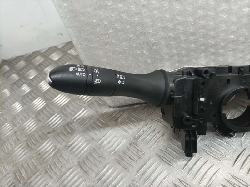 Recambio de mando luces y limpia para renault megane iv berlina 5p zen referencia OEM IAM 255678341R  