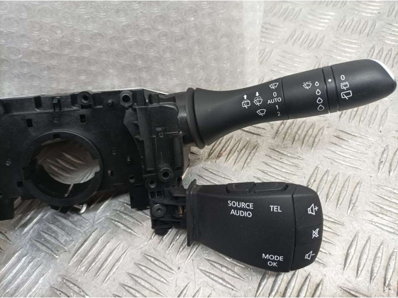 Recambio de mando luces y limpia para renault megane iv berlina 5p zen referencia OEM IAM 255678341R  