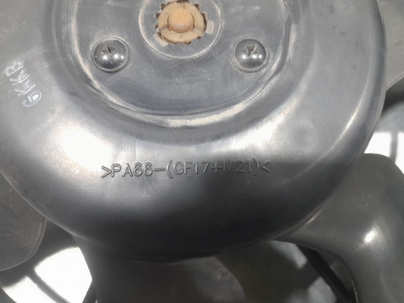 Recambio de electroventilador para kia cee´d hatchback (ed) 1.6 crdi 90 referencia OEM IAM 253801H680 GKKC3 