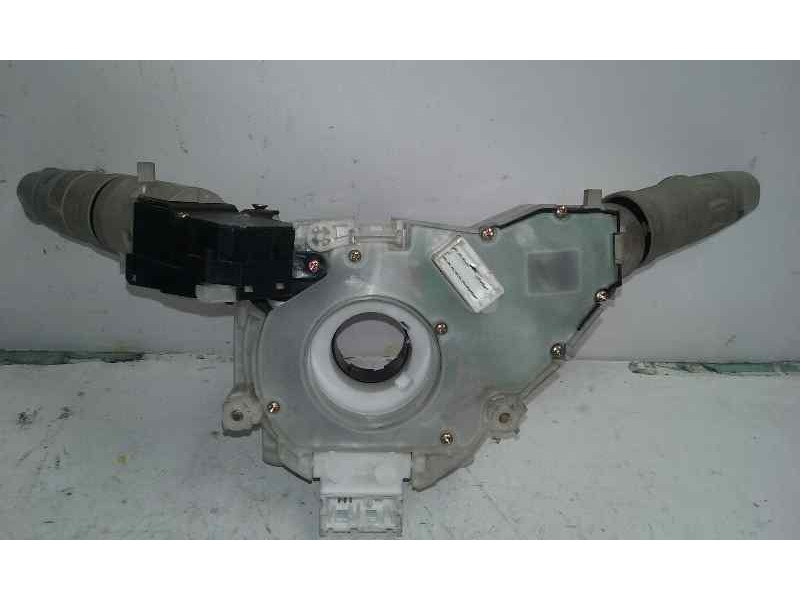 Recambio de mando luces y limpia para nissan micra (k12e) acenta referencia OEM IAM 25560AX722  