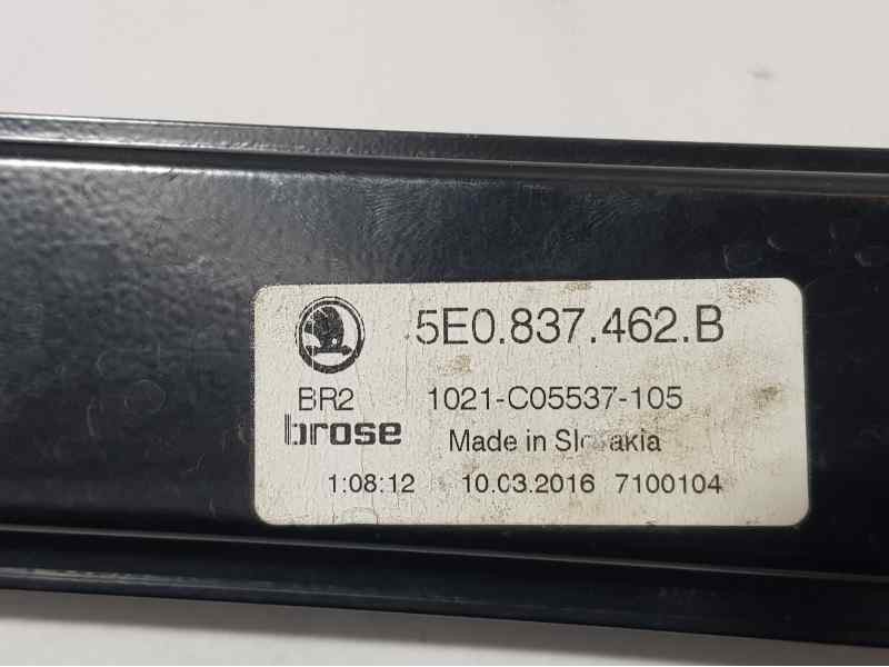 Recambio de elevalunas delantero derecho para skoda octavia lim. (5e3) style referencia OEM IAM 5E0837462B 1021C05537105 BROSE E