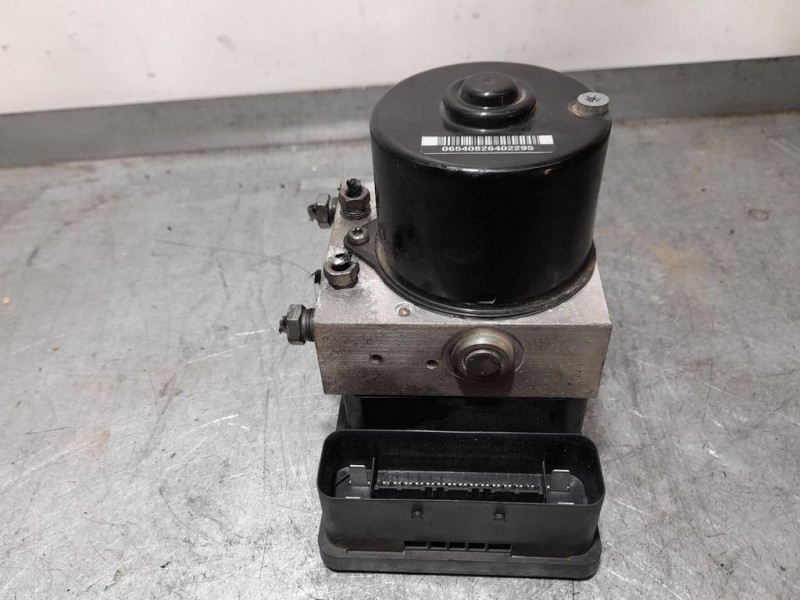 Recambio de abs para ford focus lim. (cb4) titanium referencia OEM IAM 8M512C405  