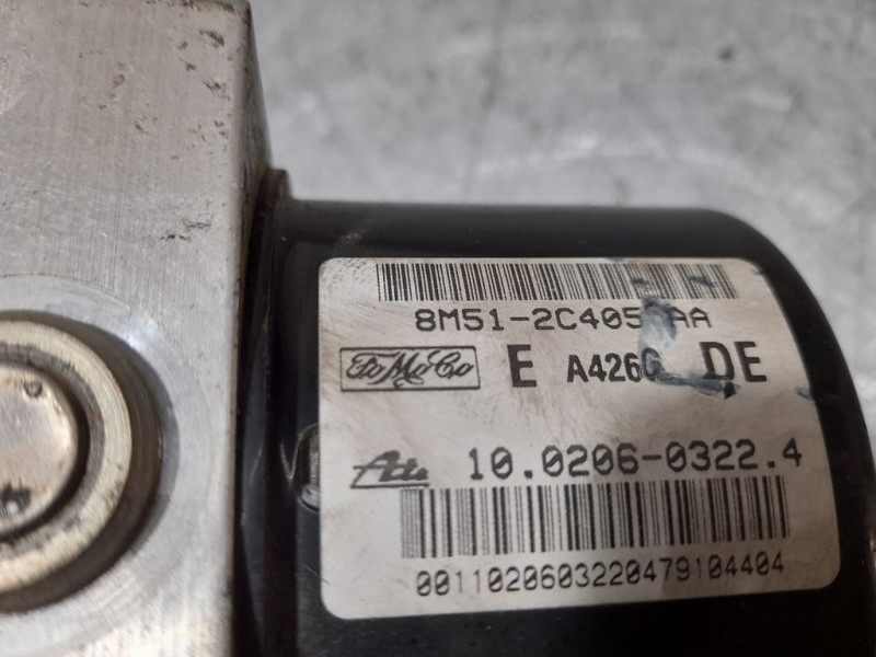 Recambio de abs para ford focus lim. (cb4) titanium referencia OEM IAM 8M512C405  