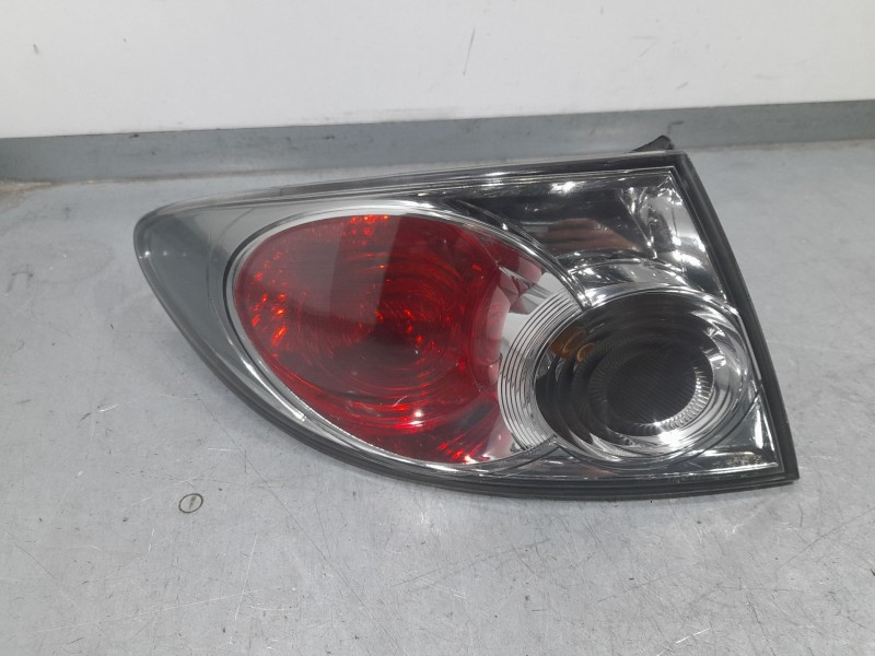 Recambio de piloto trasero izquierdo para mazda 6 berlina (gg) 2.0 crtd active referencia OEM IAM 22061971  KOITO