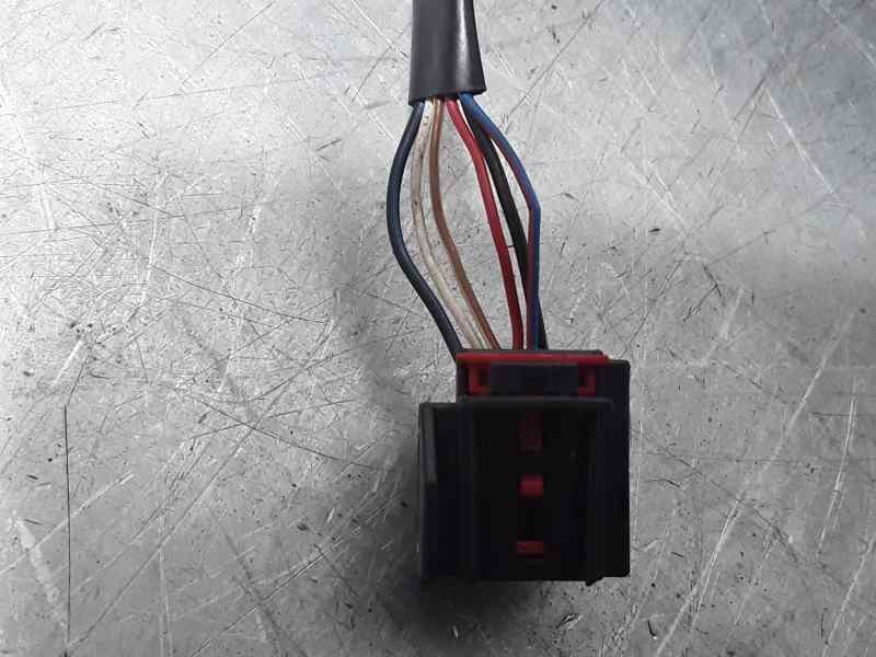 Recambio de retrovisor izquierdo para volkswagen golf plus (5m1) trendline referencia OEM IAM  6 CABLES ELECTRICO