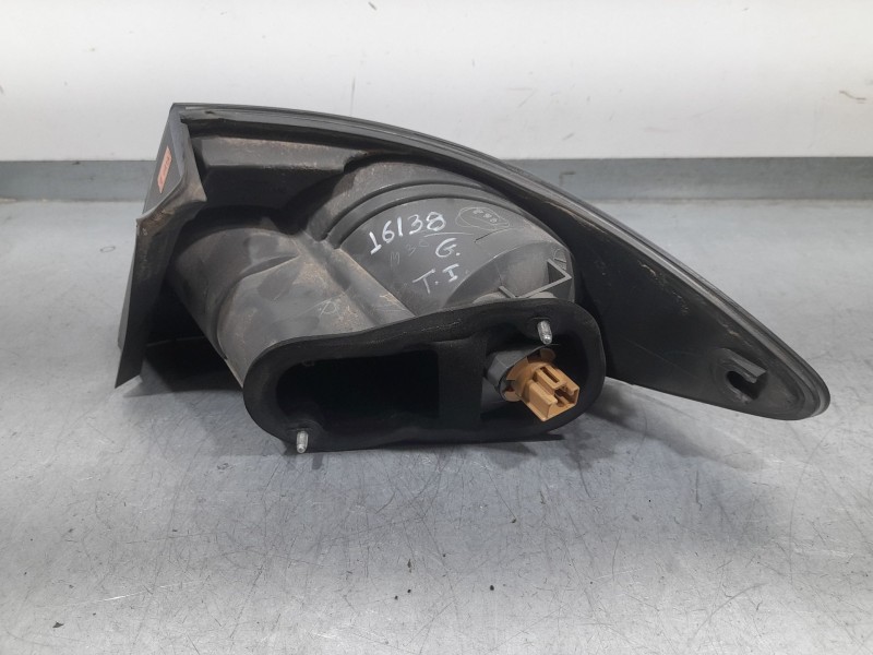 Recambio de piloto trasero izquierdo para mazda 6 berlina (gg) 2.0 crtd active referencia OEM IAM 22061971  KOITO