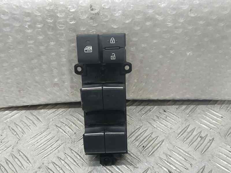 Recambio de mando elevalunas delantero izquierdo para toyota rav4 hybrid 4x2 advance referencia OEM IAM 8404042030 3322CA105039 