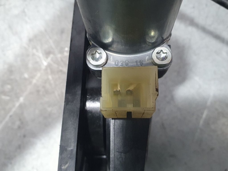 Recambio de elevalunas delantero izquierdo para skoda octavia lim. (5e3) style referencia OEM IAM 5E0837461B 1021C05535105 BEOSE