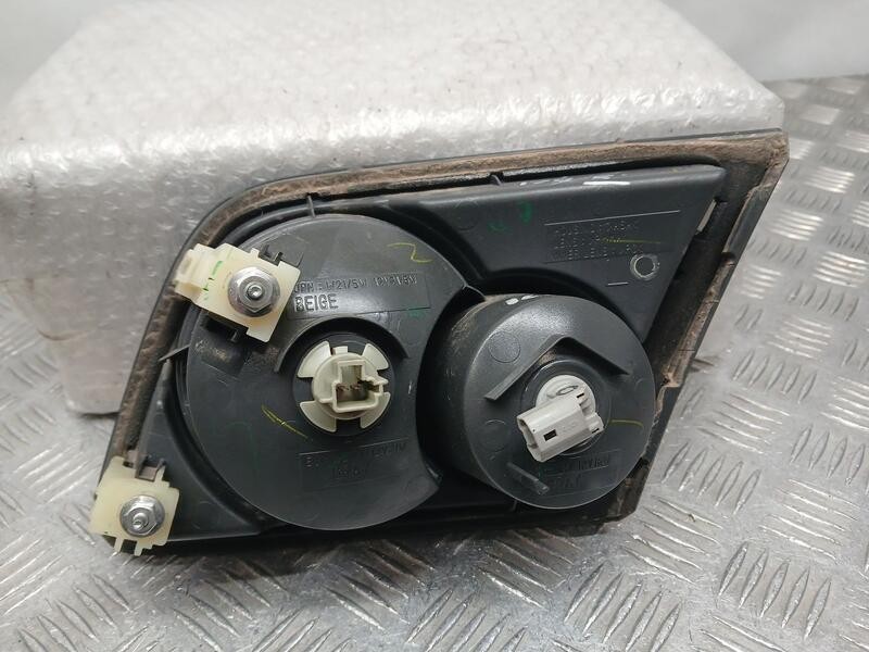 Recambio de piloto trasero izquierdo para mazda 6 berlina (gg) 2.0 crtd active referencia OEM IAM GR1B513G0B INTERIOR A046745