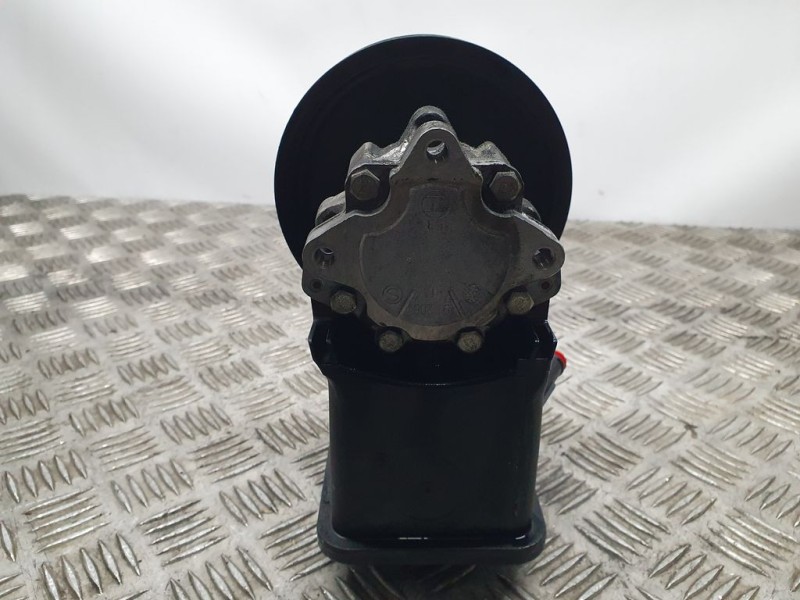 Recambio de bomba direccion para bmw x3 (e83) 2.0d referencia OEM IAM 7692974536  