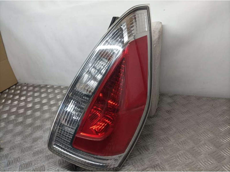 Recambio de piloto trasero derecho para mazda 5 berl. (cr) 2.0 crtd active (81kw) referencia OEM IAM C24751150E  TOCADO